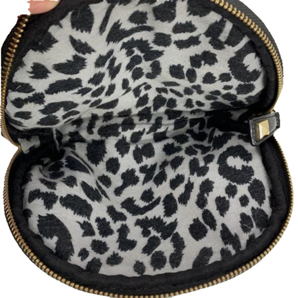 Betsey Johnson Dome Cosmetic Case Purse - Picture 2 of 5